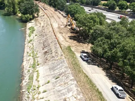 Series of levees along the Sacramento and American rivers in the Sacramento, CA region